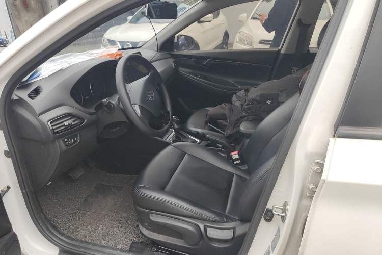 Used Hyundai Celesta 2018 1.6L Automatic GL Enjoyment Version China V Standard
