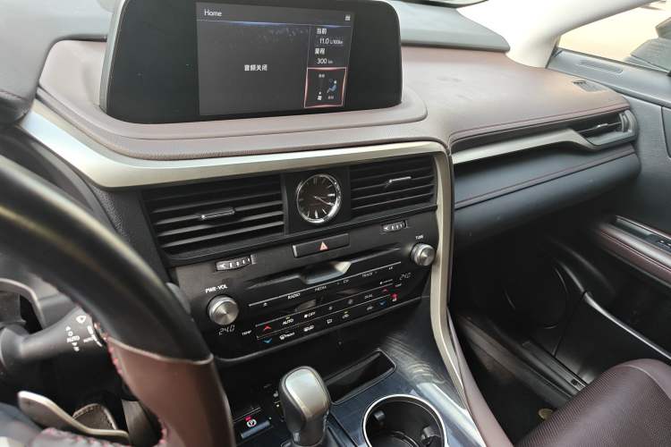 Used Lexus RX 2020 Revised Version 300 Two-Wheel Drive Comfort Edition