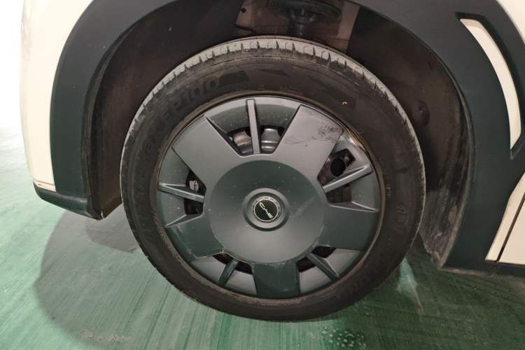 Used BYD Seagull 2024 Honor Edition 305km Dynamic Version Left Front Wheel Hub