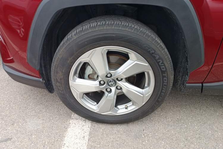 Used Toyota RAV4 2020 2.0L CVT 4x4 Trend Edition