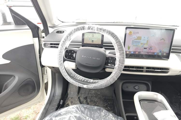 Used Dongfeng NAMMI 01 2025 330KM Youth Edition Steering Wheel