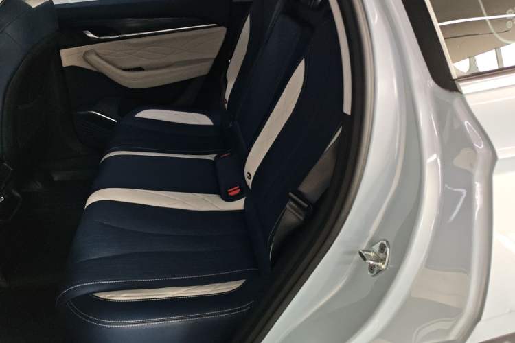 Used Geely Auto Monjaro L 2022 1.5T Leishen Hi·F Plug-in Hybrid Super Xun Left Rear Seat