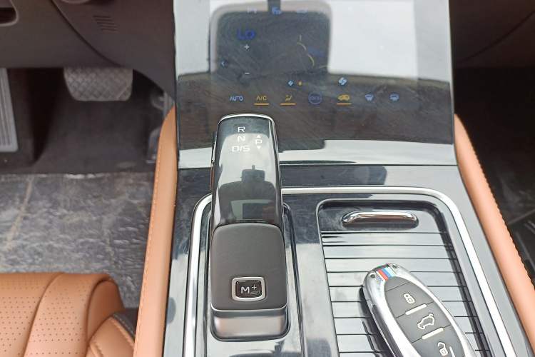 Used Bestune T99 2023 2.0T Automatic Prestige Edition (8AT)
