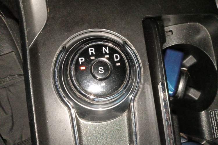 Used Ford Mondeo 2017 EcoBoost 200 Stylish Model
