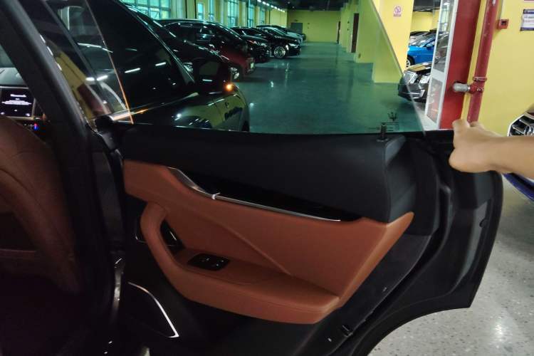 Used Maserati Levante 2022 2.0T GT Sharp Edition
