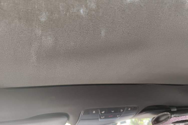 Used Mercedes-Benz GLC 2017 GLC 260 4MATIC Dynamic Edition Headliner