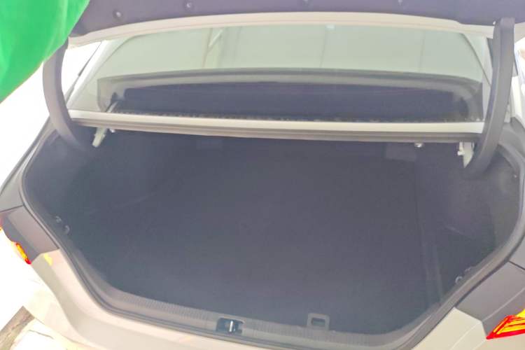 Used Toyota Camry 2021 Dual-Motor 2.5HG Luxury Edition Trunk