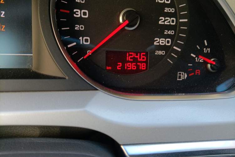 Used Audi A6L 2011 2.0 TFSI Automatic Standard Edition