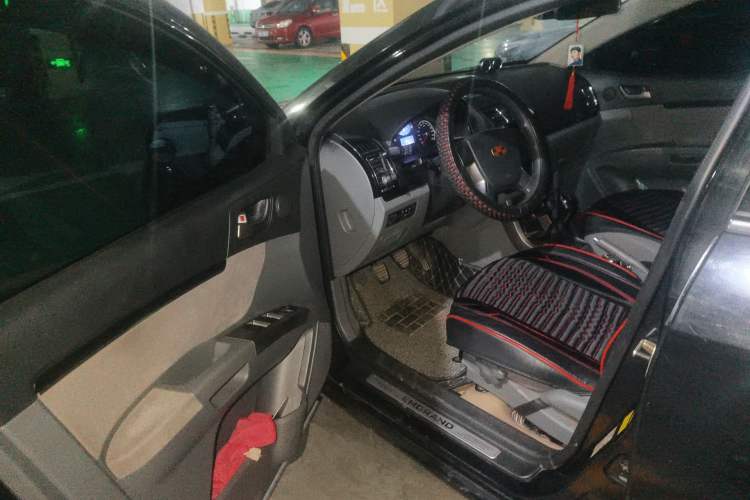 Used Geely Auto Classic Emgrand 2012 Sedan 1.5L Manual Chao Yue Model Driver Seat