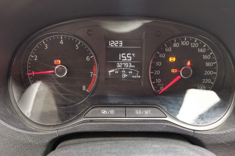 Used Volkswagen Polo 2016 1.4L Manual Fashion Model