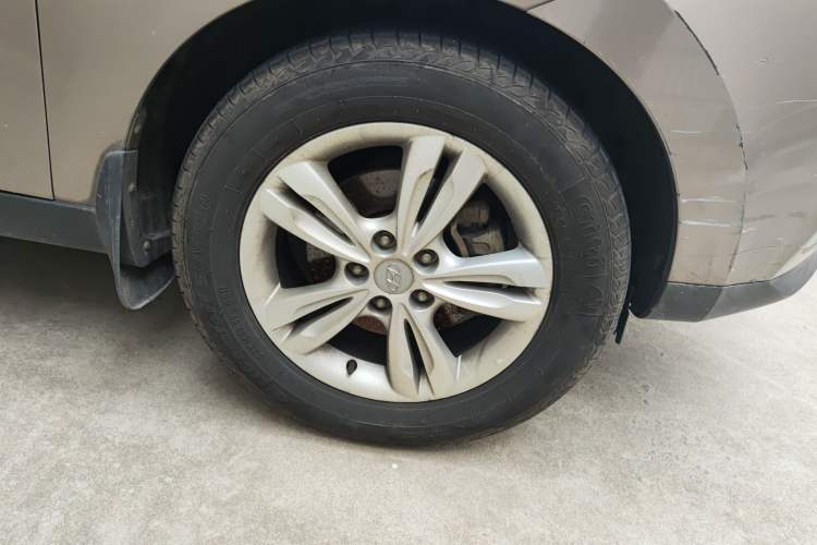 Used Hyundai ix35 2010 2.0L Automatic Two-Wheel Drive Elite Edition GLS
