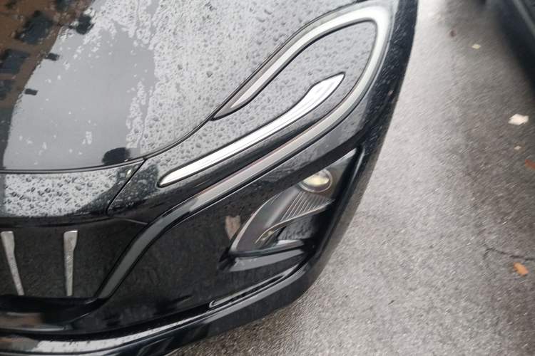 Used Hongqi E-QM5 2021 Charging T3 Version 5 Seats
