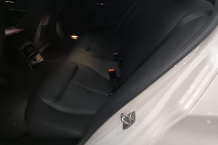 Used BMW 3 Series 2017 320Li Fashion Model
