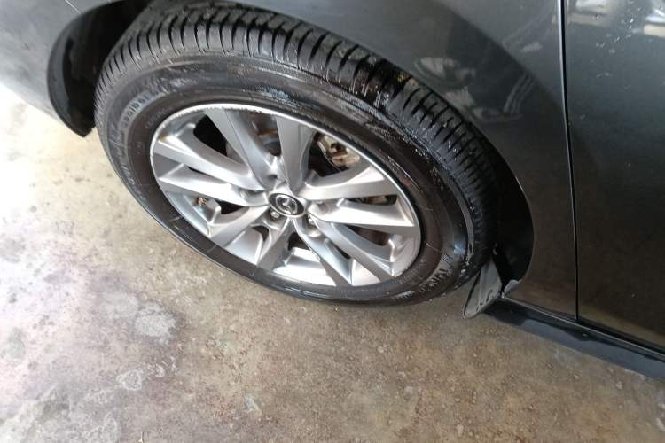 Used Mazda 3 Axela 2020 1.5L Automatic Luxury Version Right Rear Wheel Hub