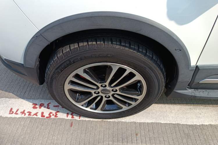 Used Haval H1 2015 1.5L AMT Luxury Model
