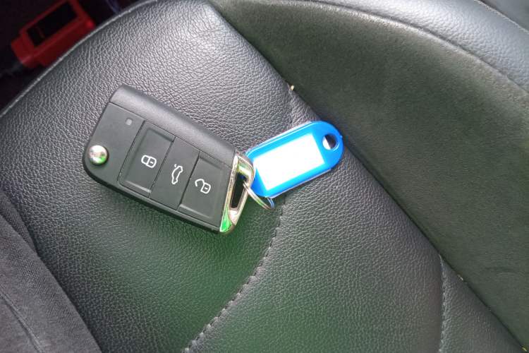 Used Volkswagen Tiguan L 2019 330TSI Automatic Two-Wheel Drive Panoramic Comfort Edition China VI Standard
