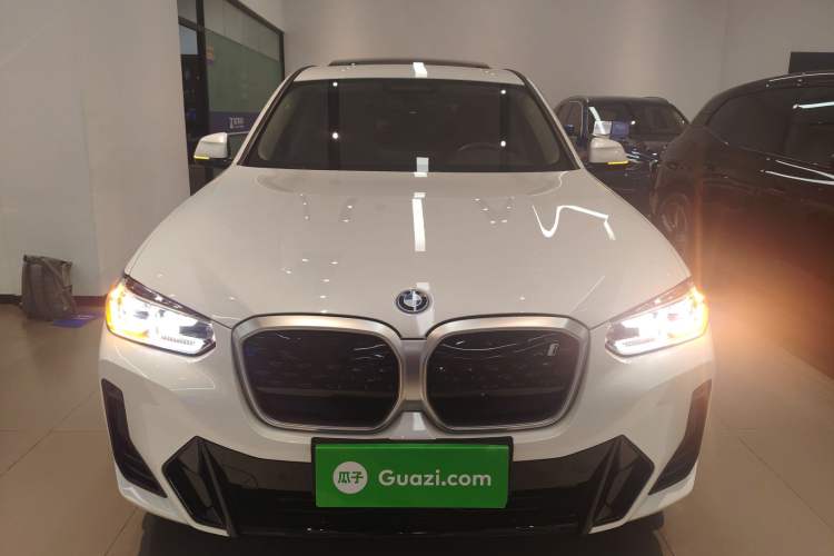 Used BMW iX3 2024 Leading Model