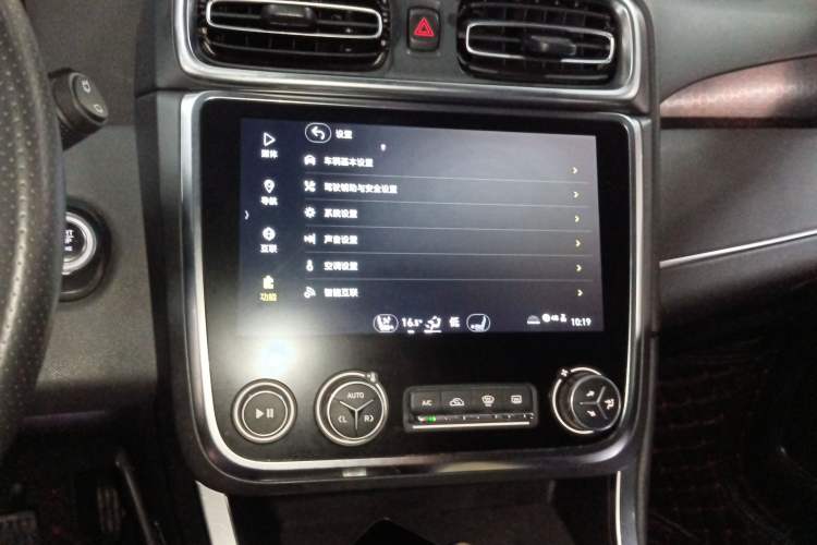 Used Lynk & Co 01 2017 2.0T Four-Wheel Drive Pro Edition