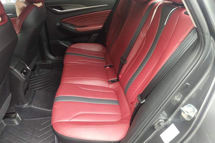 Used CHANGAN Eado 2021 PLUS Blue Whale NE 1.4T GDI DCT Prestige Model
