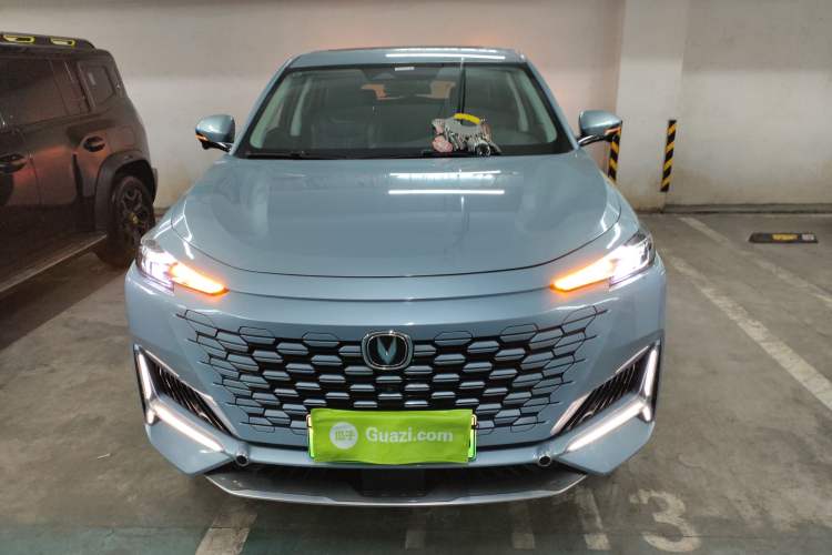 Used CHANGAN UNI-K iDD 2022 Blue Whale iDD 130km 1.5T Prestige Model