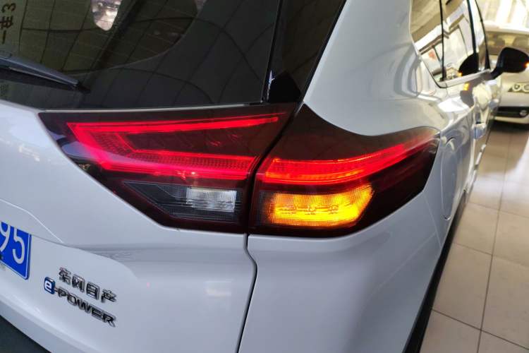 Used Nissan X-Trail 2023 e-POWER Ultra-Hybrid Dual-Motor All-Wheel-Drive Luxury Edition
