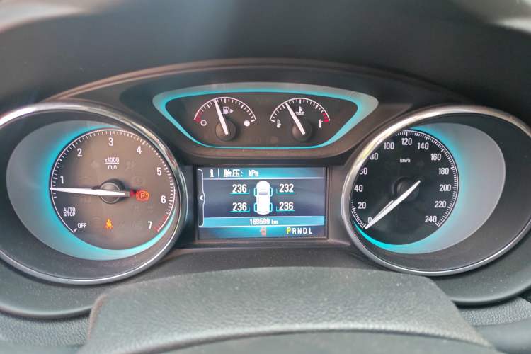 Used Buick Envision 2015 20T Two-Wheel-Drive Leading Model