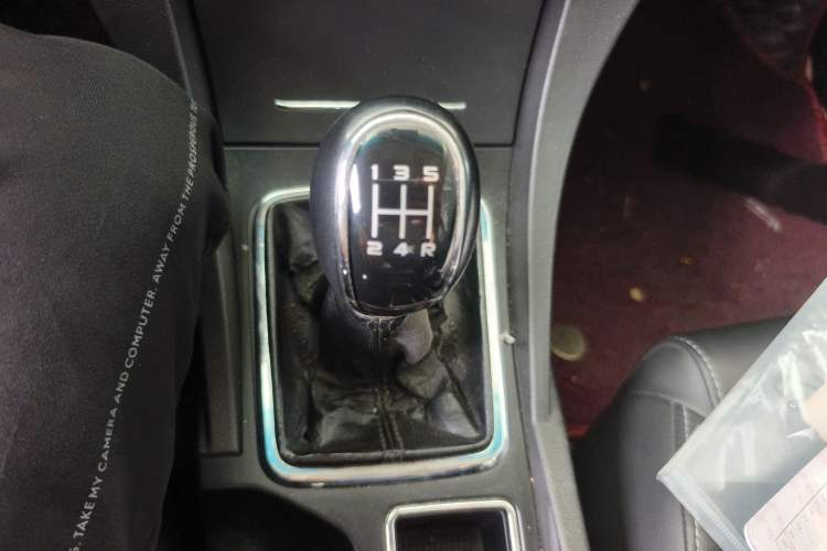 Used Geely Auto Emgrand 2017 Sedan Million Edition 1.5L Manual - Upward Version Gear Lever