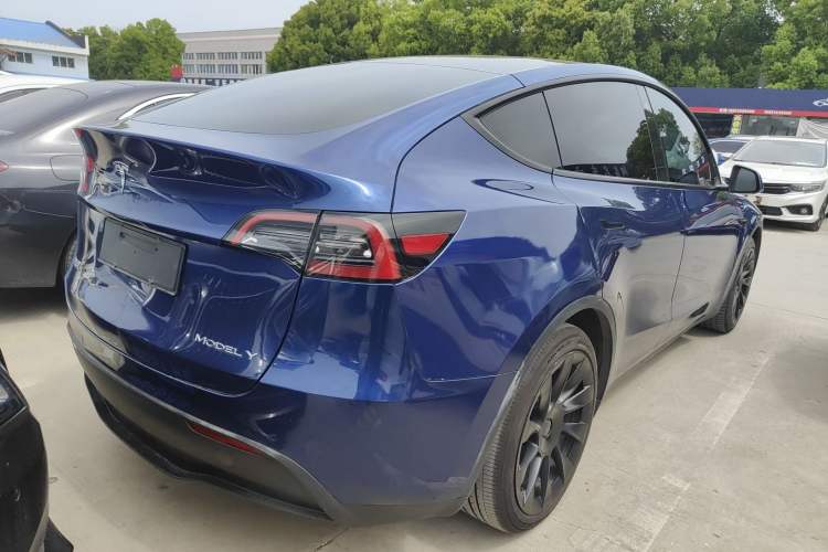 Used Tesla Model Y 2022 Rear-Wheel-Drive Version