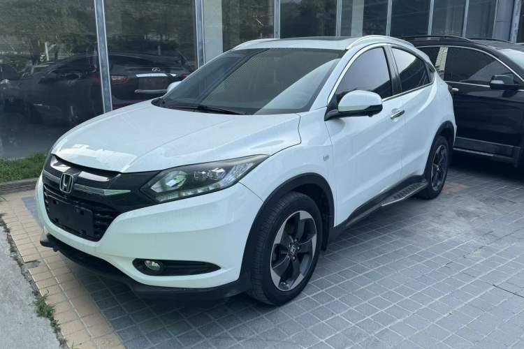 Used Honda Vezel 2017 1.8L CVT Front-Wheel Drive Pioneer Edition