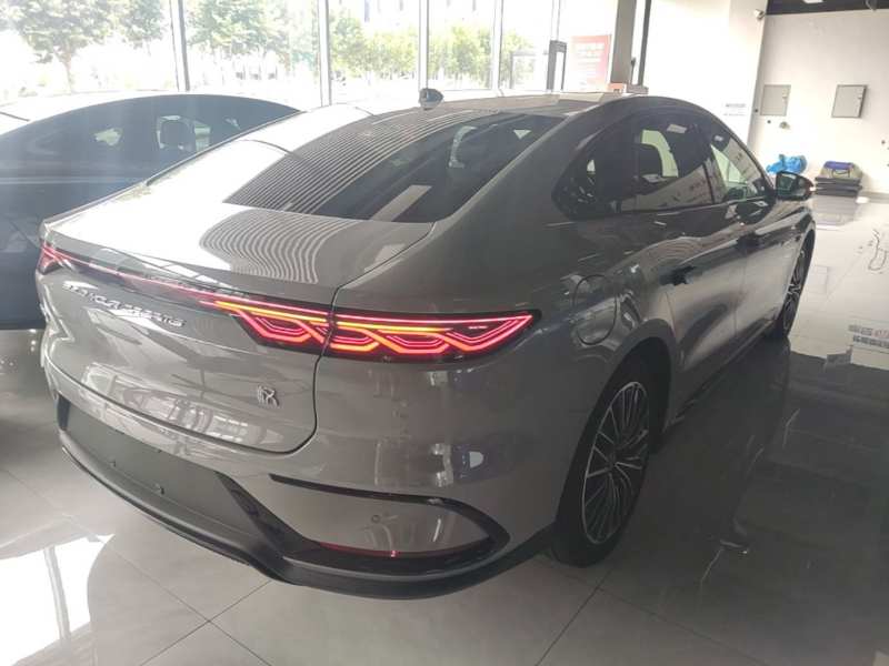 Used BYD Han 2025 EV Intelligent Driving Edition 701KM LiDAR Flagship Model — 6