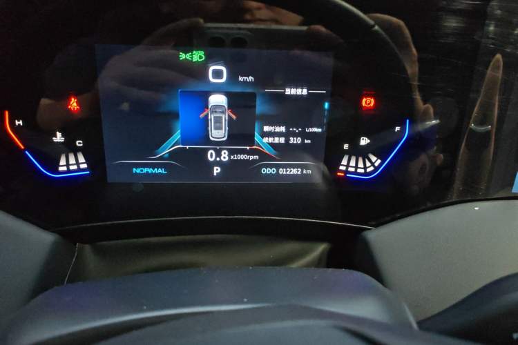 Used Dongfeng Aeolus Huge 2024 Mach Power 1.5T Luxury Model Odometer Close Up