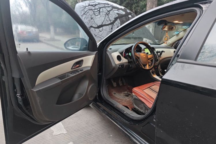 Used Chevrolet Cruze 2015 1.5L Classic SE MT