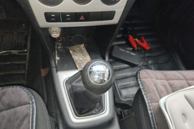 Used CHANGAN KAICHENG Ounuo S 2014 1.3L Happiness Model Gear Lever