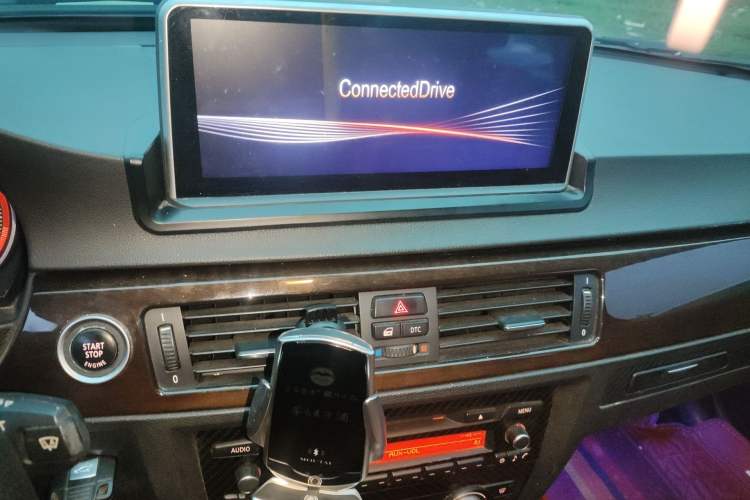 Used BMW 3 Series 2010 325i Sport Edition Audio And AC Panel