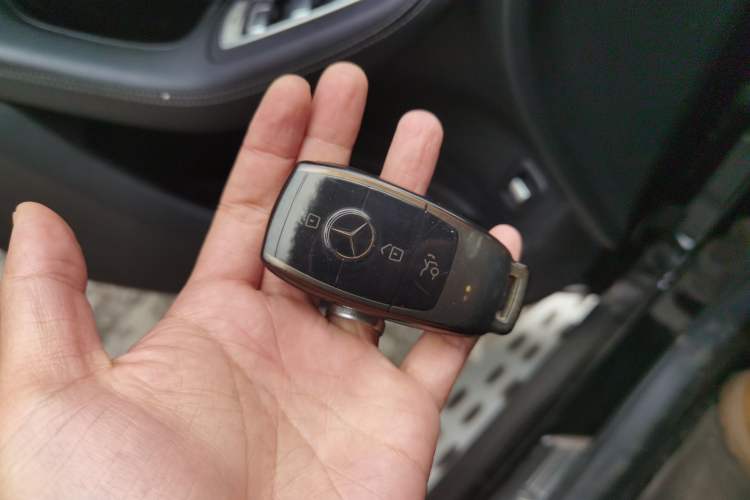 Used Mercedes-Benz GLC 2017 GLC 260 4MATIC Dynamic Edition
