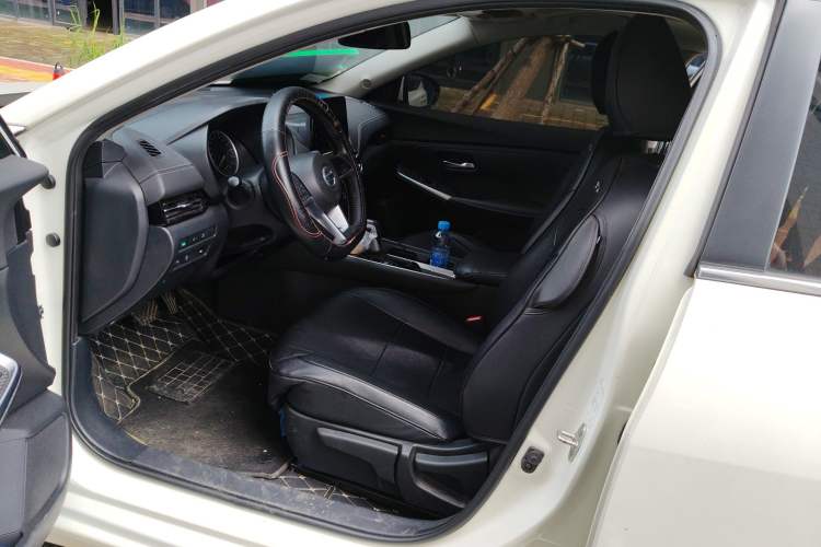 Used Nissan Sylphy 2022 1.6L XL CVT Enjoyment Edition Left Front Seat