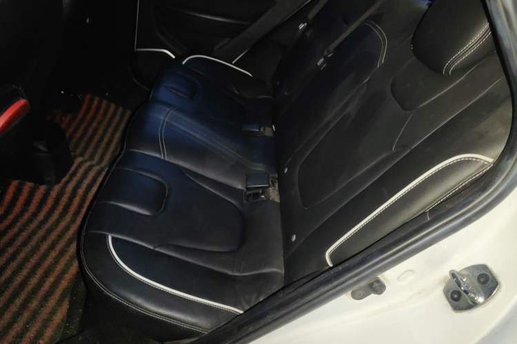 Used JAC Group Refine S2 2015 1.5L CVT Luxury Smart Version
