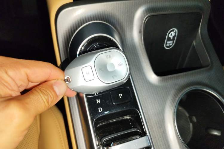 Used GAC Trumpchi E8 New Energy 2024 150km MAX