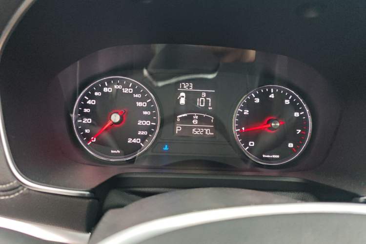 Used Roewe RX5 2016 20T Two-Wheel Drive Automatic Flagship Edition Instrument Cluster