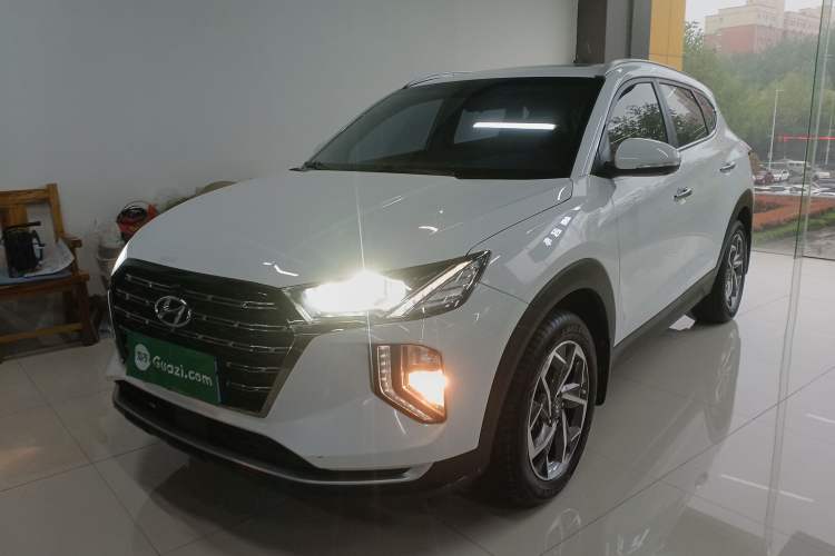 Used Hyundai Tucson 2020 280TGDi Two-Wheel-Drive GLS Smart Connectivity Version China VI Standard