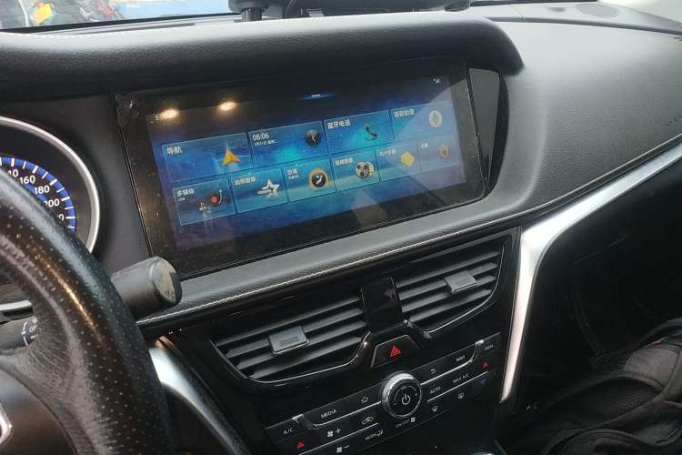 Used Venucia T90 2018 2.0L CVT Smart Connect Prestige Version China VI Standard
