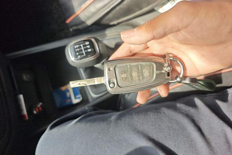 Used Hyundai Verna (new generation) 2020 1.4L Manual GLS Cool Edition Vehicle Key