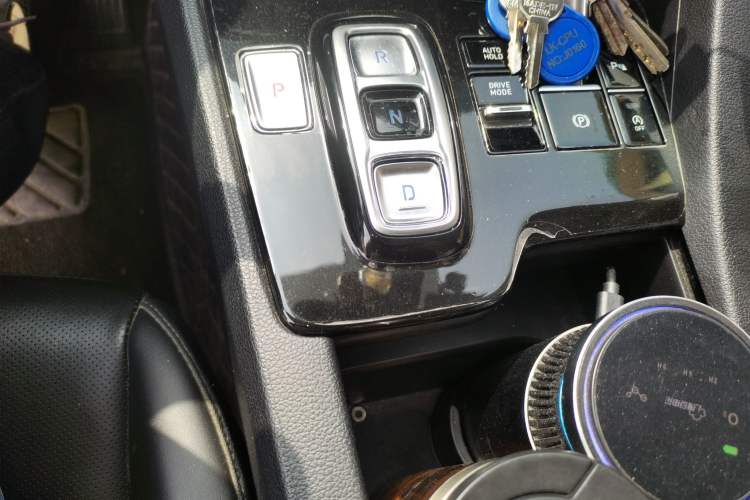 Used Hyundai Sonata 2020 270TGDi DCT GLS Elite Edition Gear Lever