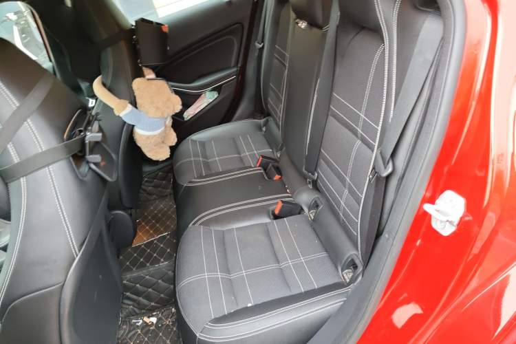 Used Mercedes-Benz A-Class 2016 A 200 Fashion Model Left Rear Seat