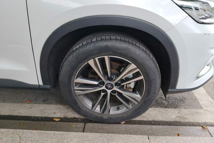 Used BYD Song Pro 2021 1.5T Automatic Elite Edition Right Front Wheel Hub