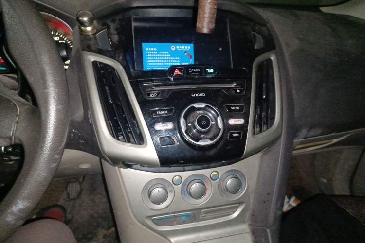 Used Ford Focus 2012 Sedan 1.6L Manual Comfort Model
