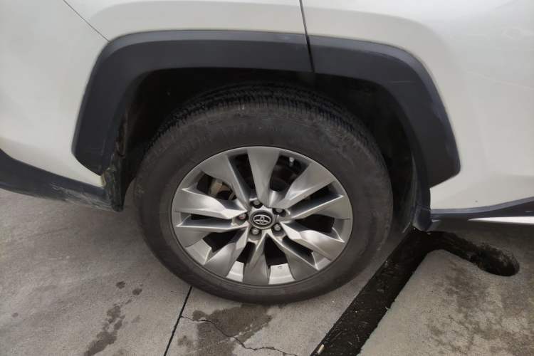 Used Toyota Wildlander 2020 2.0L CVT 4x4 Luxury Edition
