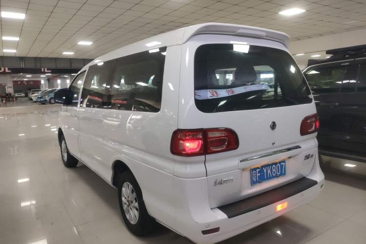 Used FORTHING Lingzhi 2018 M5L 1.6L 7-Seater Luxury Model
