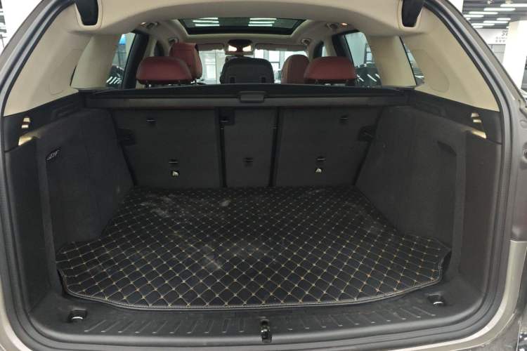 Used BMW iX3 2022 Leading Type Trunk