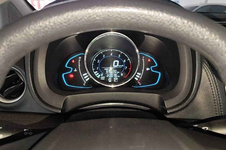 Used Venucia M50V 2017 1.6L XL CVT Luxury Edition
